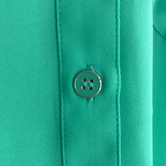 The Limited Mint Green Short Sleeve Blouse - Picture 3 of 6